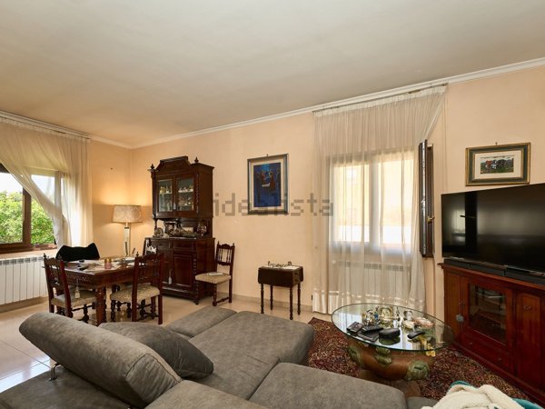 casa indipendente in vendita ad Anzio