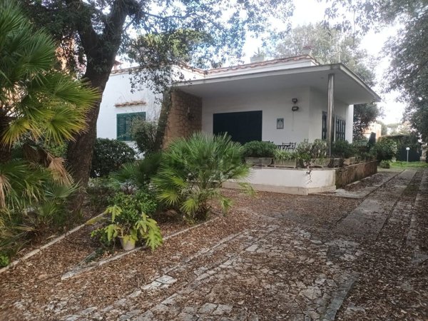 casa indipendente in vendita ad Anzio