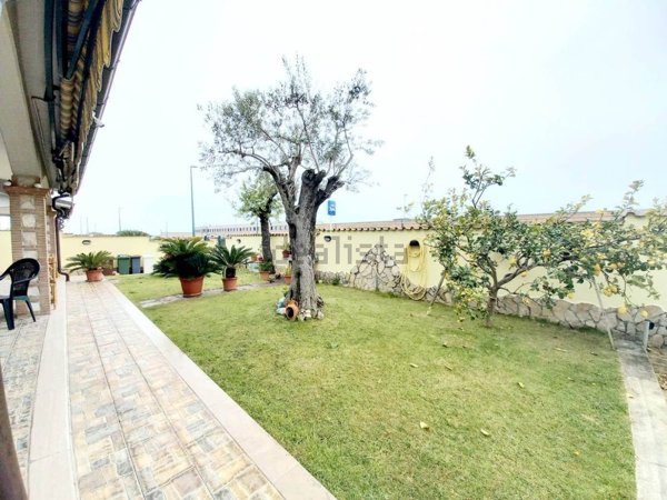 casa indipendente in vendita ad Anzio