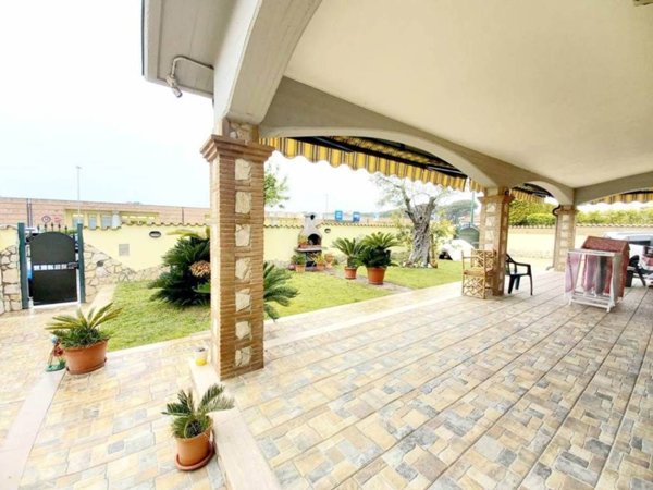casa indipendente in vendita ad Anzio