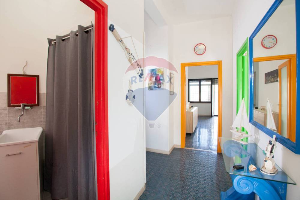 appartamento in vendita ad Anzio in zona Mare
