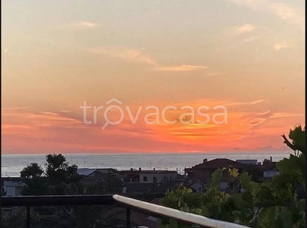 casa indipendente in vendita ad Anzio in zona Lido dei Pini