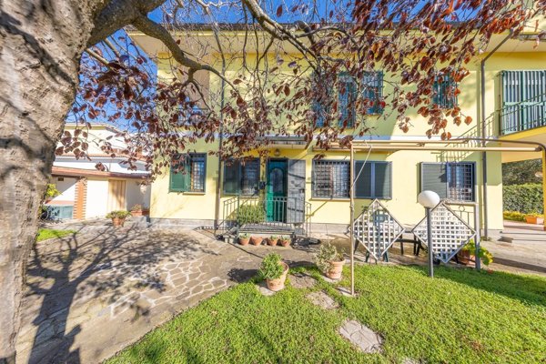 casa indipendente in vendita ad Anzio in zona Lido dei Pini