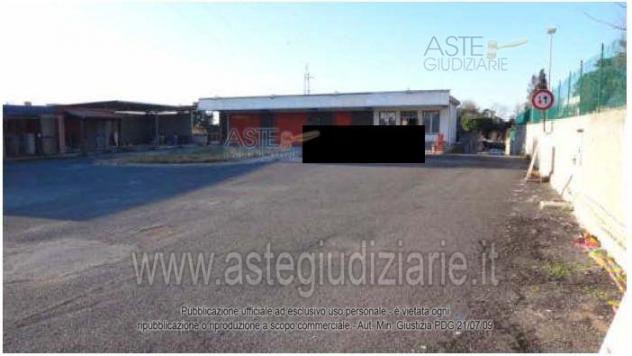 negozio in vendita ad Anzio