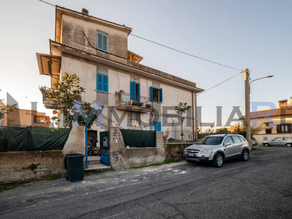 appartamento in vendita ad Anzio in zona Anzio Colonia