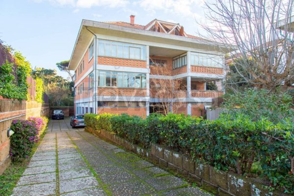 appartamento in vendita ad Anzio in zona Mare