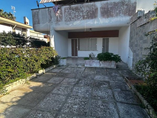 appartamento in vendita ad Anzio in zona Mare