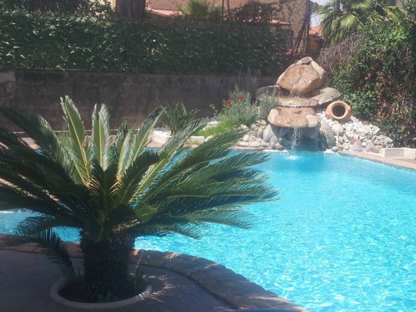 casa indipendente in vendita ad Anzio in zona Cincinnato