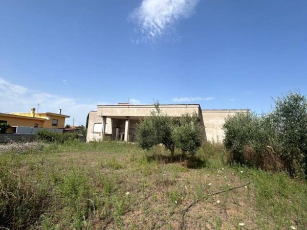 casa indipendente in vendita ad Anzio in zona Lido dei Pini