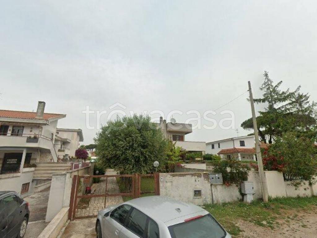 casa indipendente in vendita ad Anzio