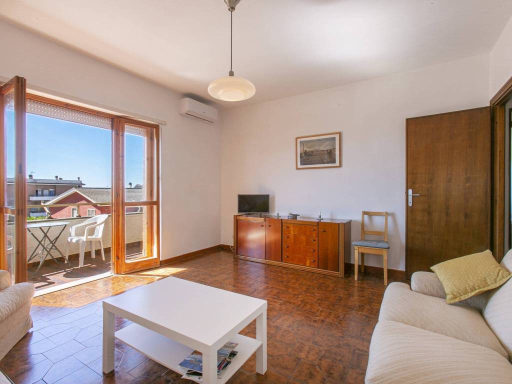 appartamento in vendita ad Anzio in zona Mare