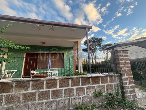 casa indipendente in vendita ad Anzio in zona Mare