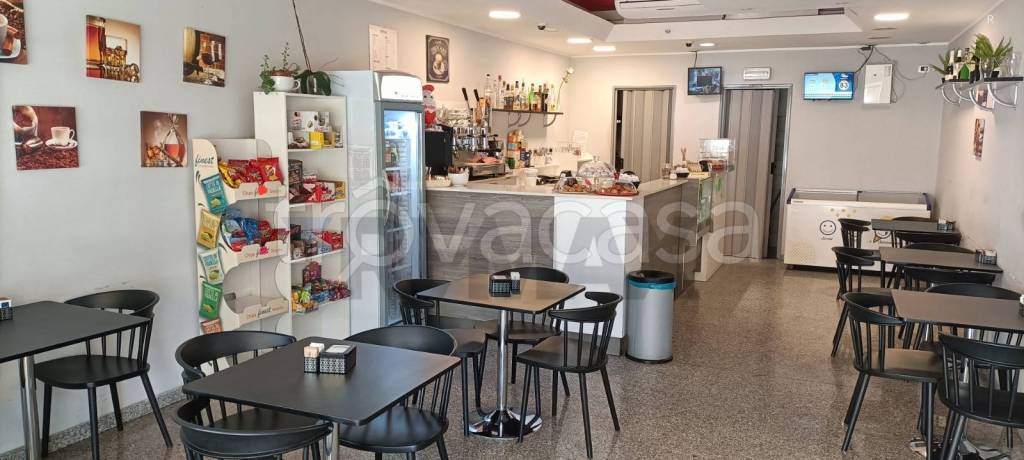 negozio in vendita ad Anzio