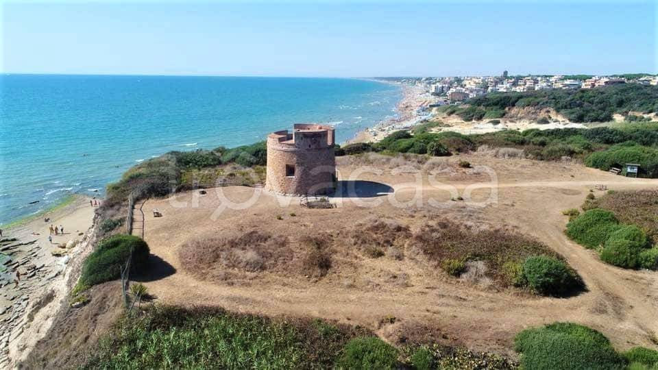 appartamento in vendita ad Anzio in zona Mare