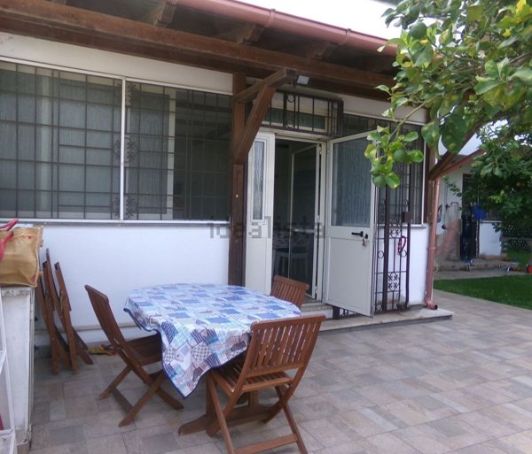 appartamento in vendita ad Anzio in zona Mare