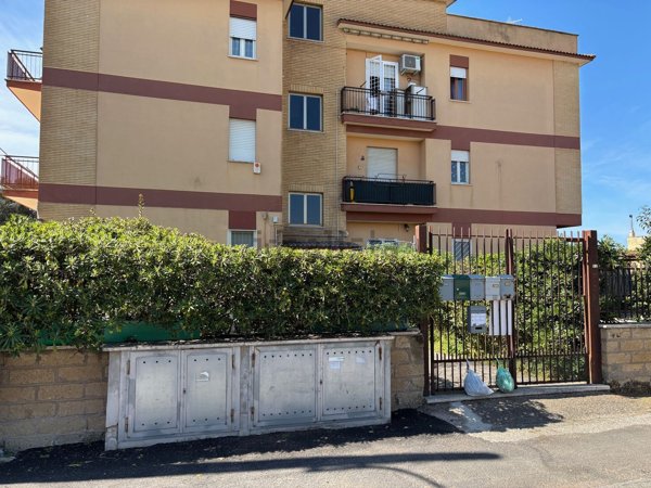 appartamento in vendita ad Anzio in zona Mare