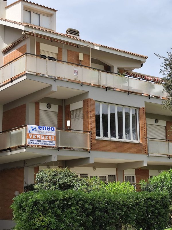 appartamento in vendita ad Anzio in zona Mare