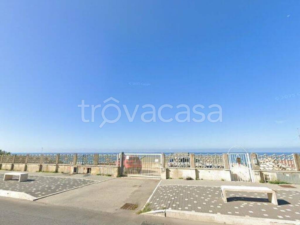 appartamento in vendita ad Anzio in zona Anzio Colonia