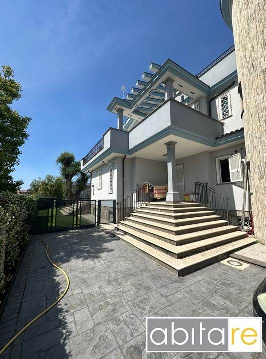 appartamento in vendita ad Anzio in zona Mare