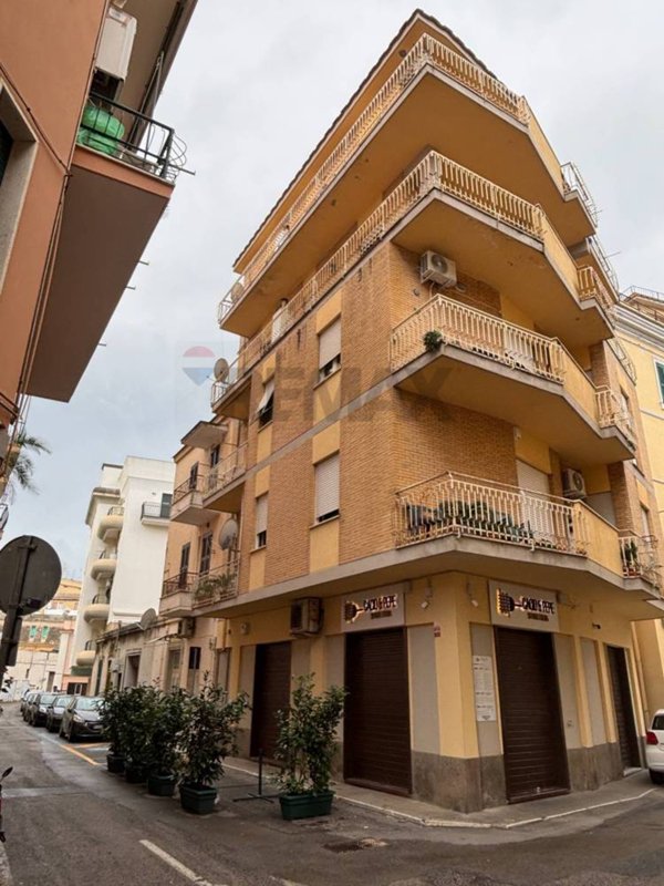 appartamento in vendita ad Anzio in zona Mare