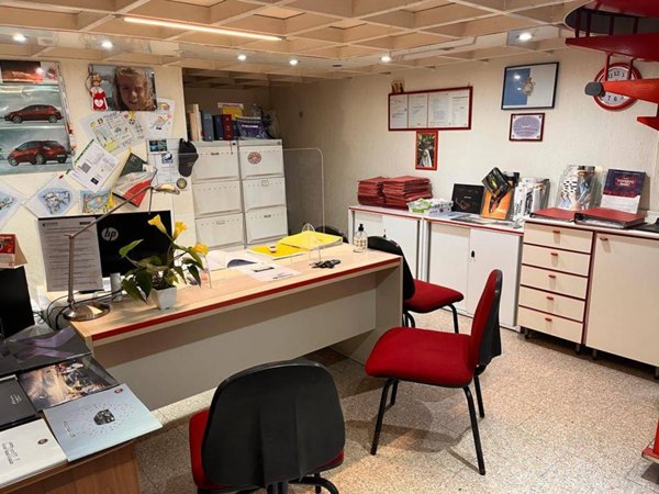 locale commerciale in vendita ad Anzio