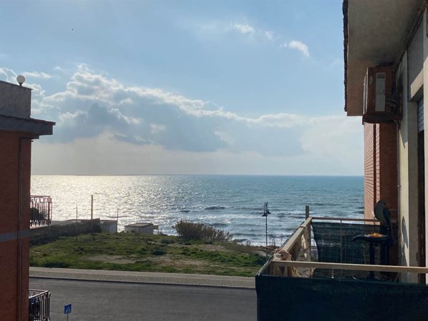 appartamento in vendita ad Anzio in zona Anzio Colonia
