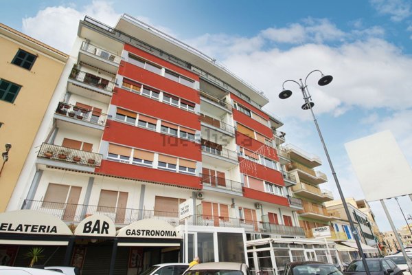 appartamento in vendita ad Anzio in zona Mare