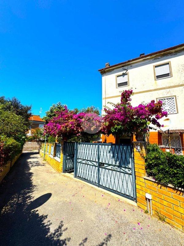 appartamento in vendita ad Anzio in zona Cincinnato