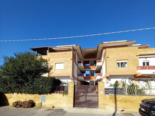 appartamento in vendita ad Anzio in zona Mare