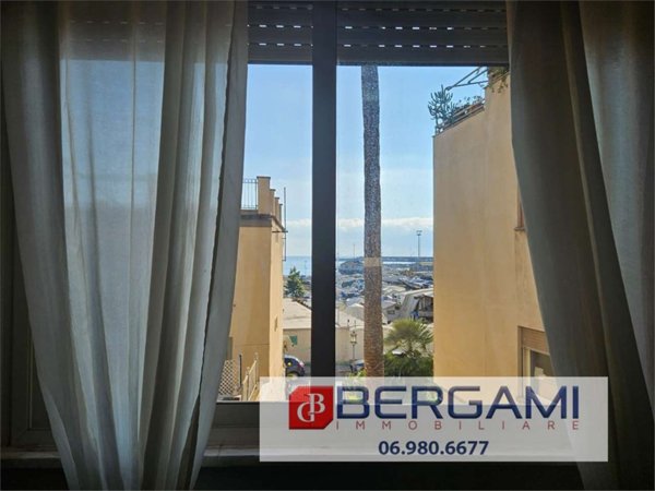 appartamento in vendita ad Anzio in zona Mare