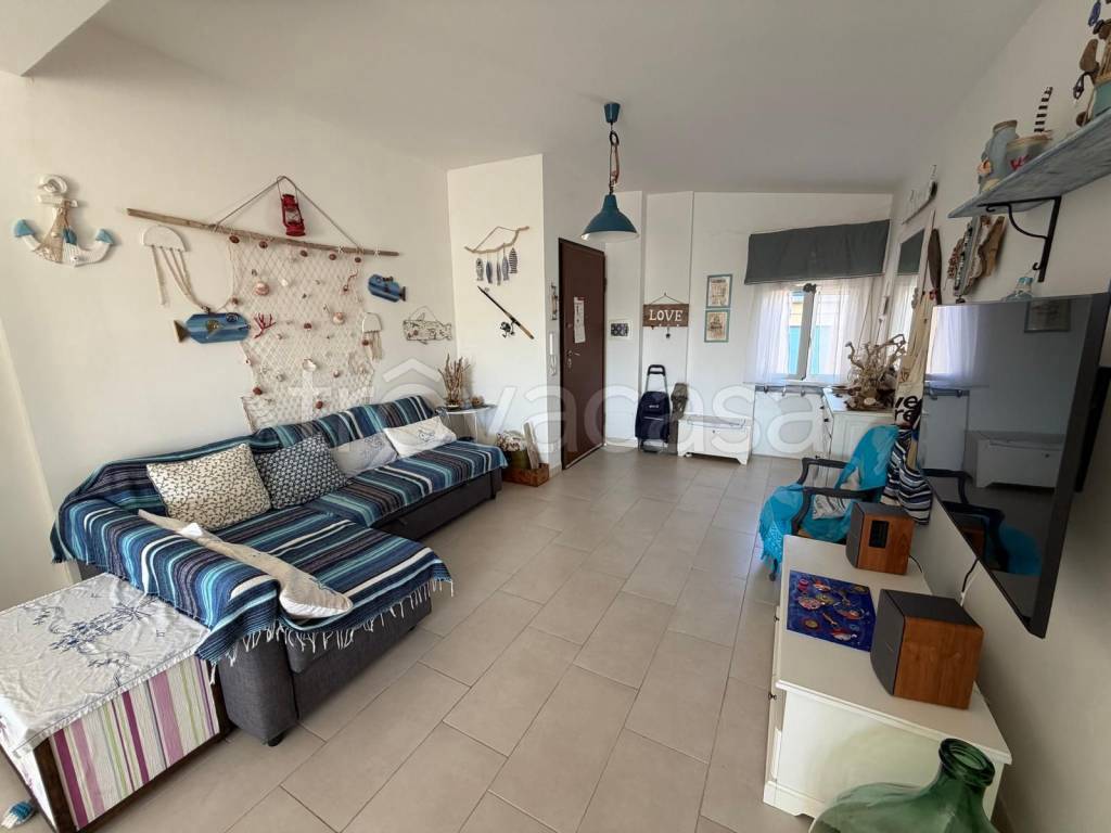 appartamento in vendita ad Anzio in zona Mare