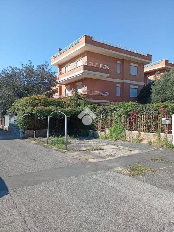 appartamento in vendita ad Anzio in zona Mare