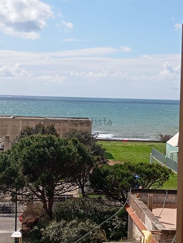 appartamento in vendita ad Anzio in zona Mare