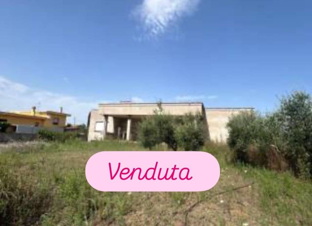 casa indipendente in vendita ad Anzio in zona Lido dei Pini