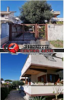 casa indipendente in vendita ad Anzio