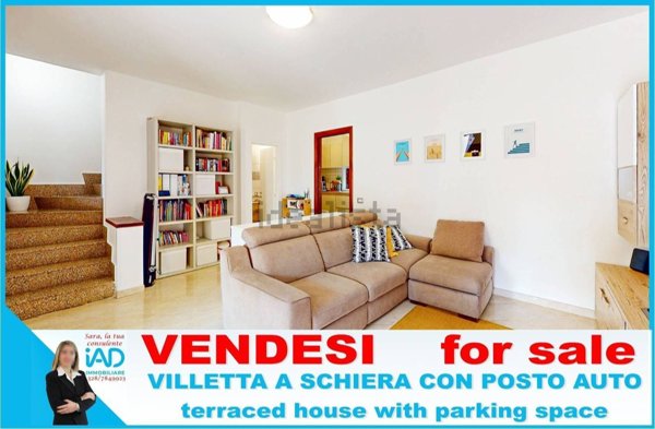 casa indipendente in vendita ad Anzio in zona Stazione