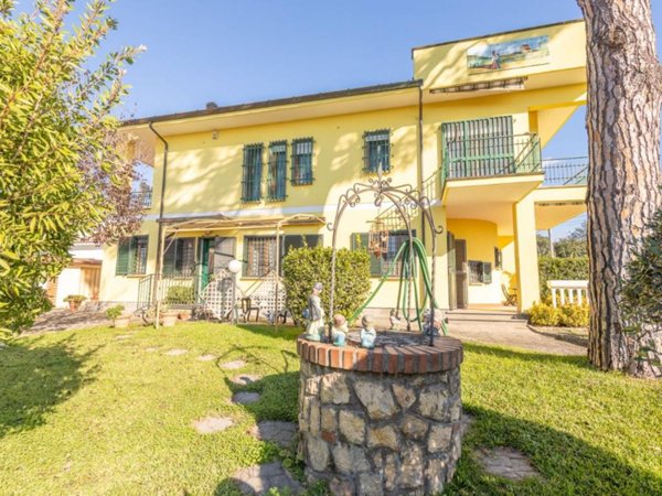 casa indipendente in vendita ad Anzio in zona Lido dei Pini
