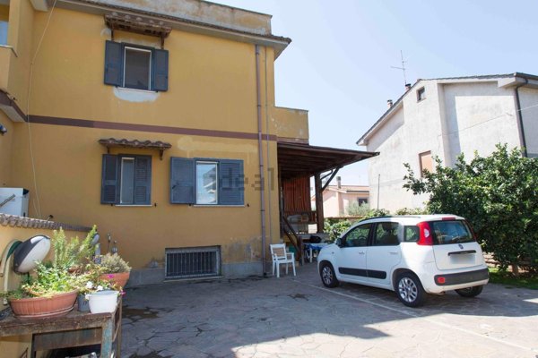casa indipendente in vendita ad Anzio