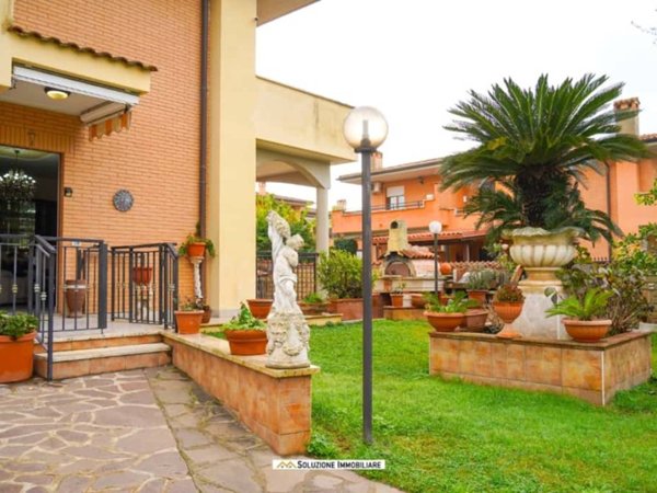 casa indipendente in vendita ad Anzio in zona Mare