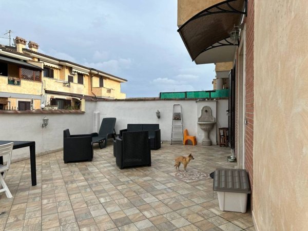 casa indipendente in vendita ad Anzio in zona Stazione