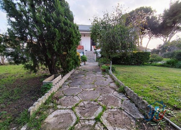 casa indipendente in vendita ad Anzio