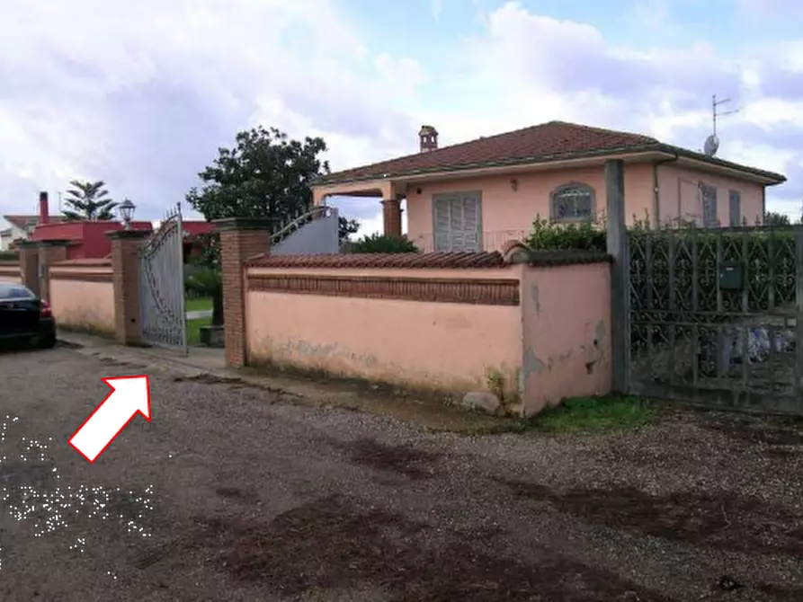 locale di sgombero in vendita ad Anzio