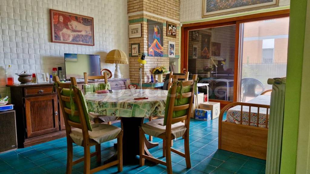 appartamento in vendita ad Anzio in zona Villa Claudia