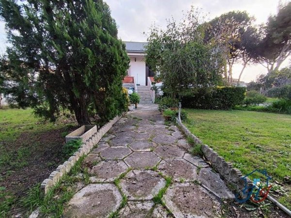 casa indipendente in vendita ad Anzio