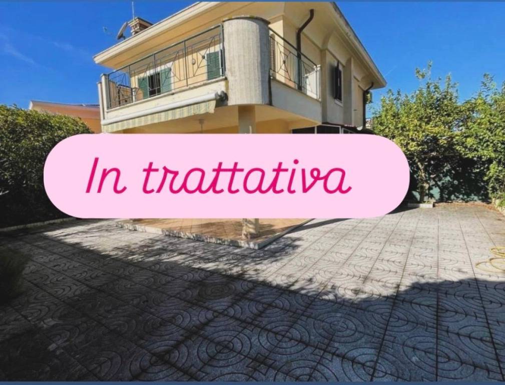 casa indipendente in vendita ad Anzio