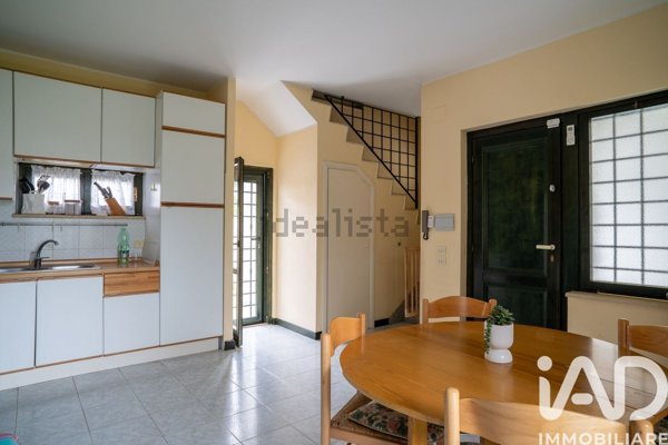 casa indipendente in vendita ad Anzio