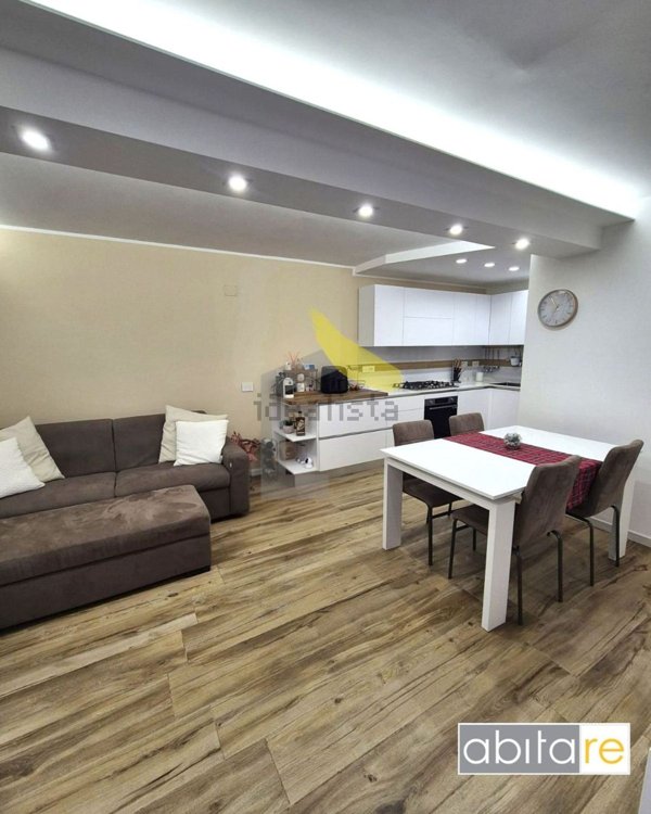 appartamento in vendita ad Anzio in zona Mare