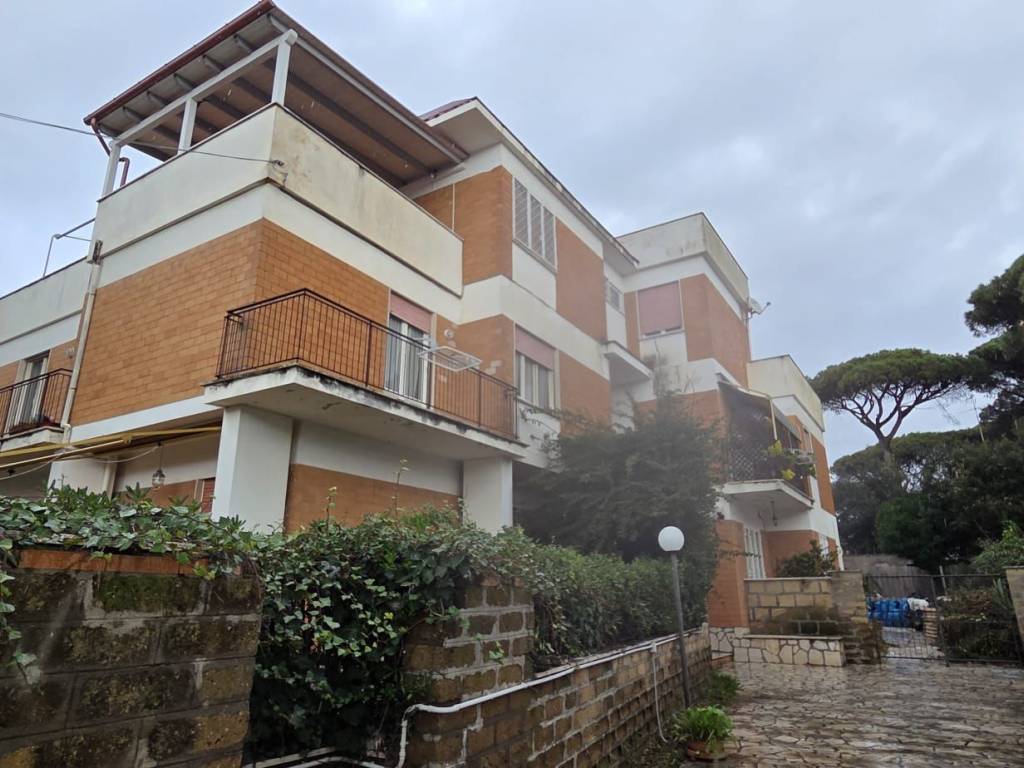 appartamento in vendita ad Anzio in zona Mare
