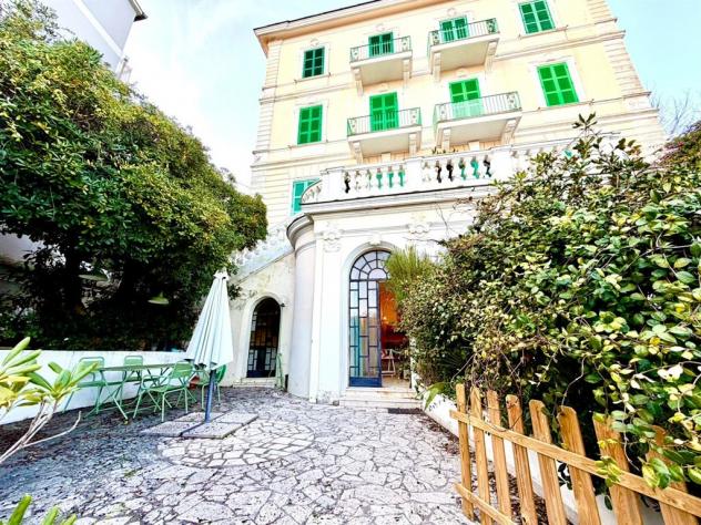 appartamento in vendita ad Anzio in zona Mare