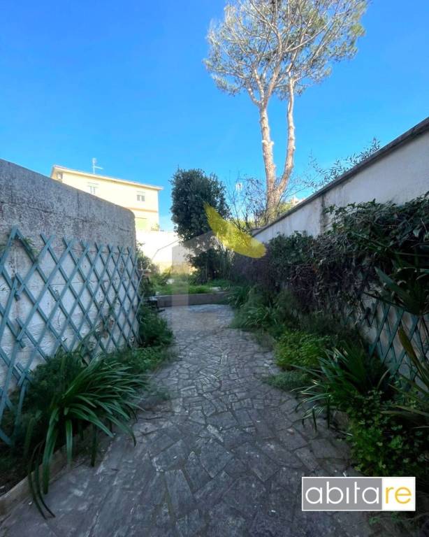 appartamento in vendita ad Anzio in zona Cincinnato